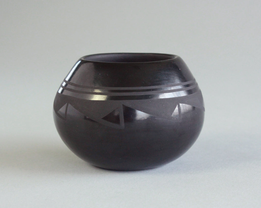 Fine blackware bowl by Santa Clara potter Birdell Bourdon