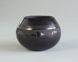 Fine blackware bowl by Santa Clara potter Birdell Bourdon