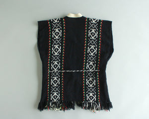 South American woven yarn sweater vest in black and white