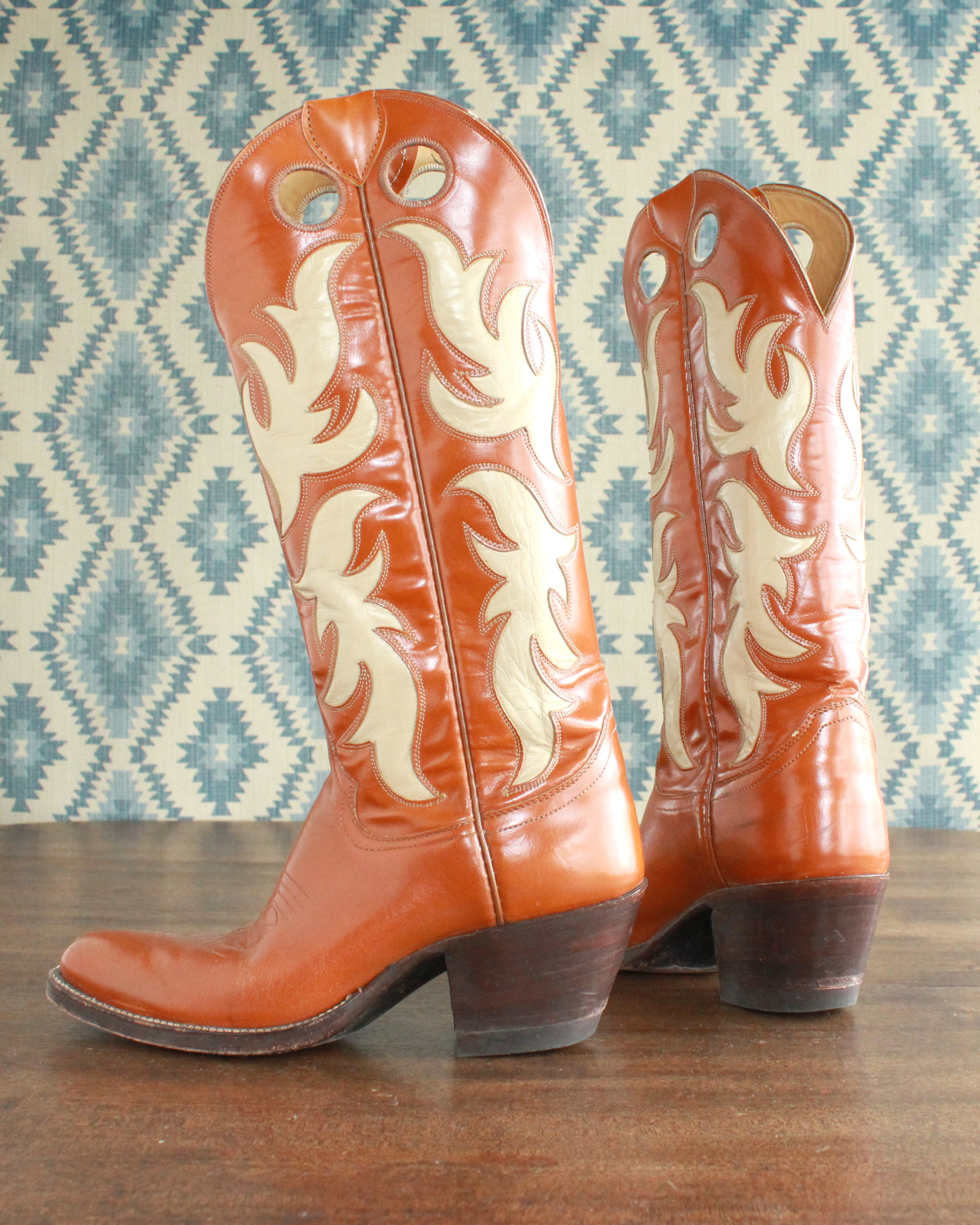 Retro Inlay Cowboy Boots Women's Size 5.5 – High Desert